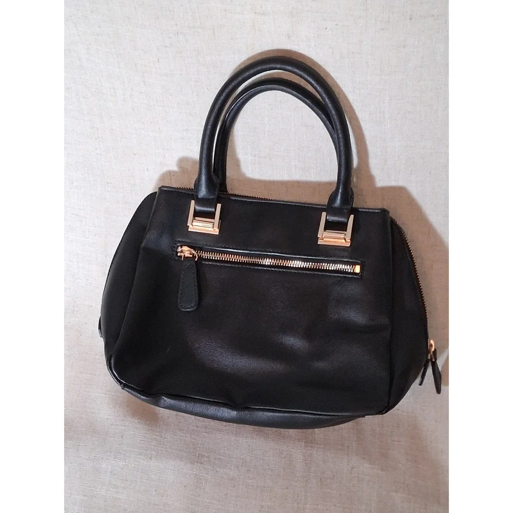 GUESS Black Faux Leather Satchel Handbag Gold Tone Hardware Logo Top Handle Bag